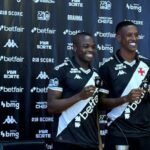 Vasco oficializa Andrés Gómez e Robert Renan em coletiva