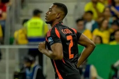 Vasco acelera negociações e pode anunciar Carlos Cuesta nas próximas horas