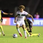 Vasco aceita proposta de clube português por Figueiredo; América-MG precisa aprovar
