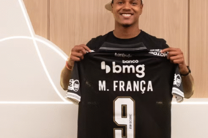Matheus França desembarca no Rio para fechar com o Vasco: “Clube gigante”