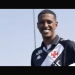 Andrey Santos celebra chegada de Robert Renan ao Vasco: “Um dos seus sonhos está realizado”