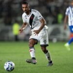 Lateral Paulo Henrique Vasco