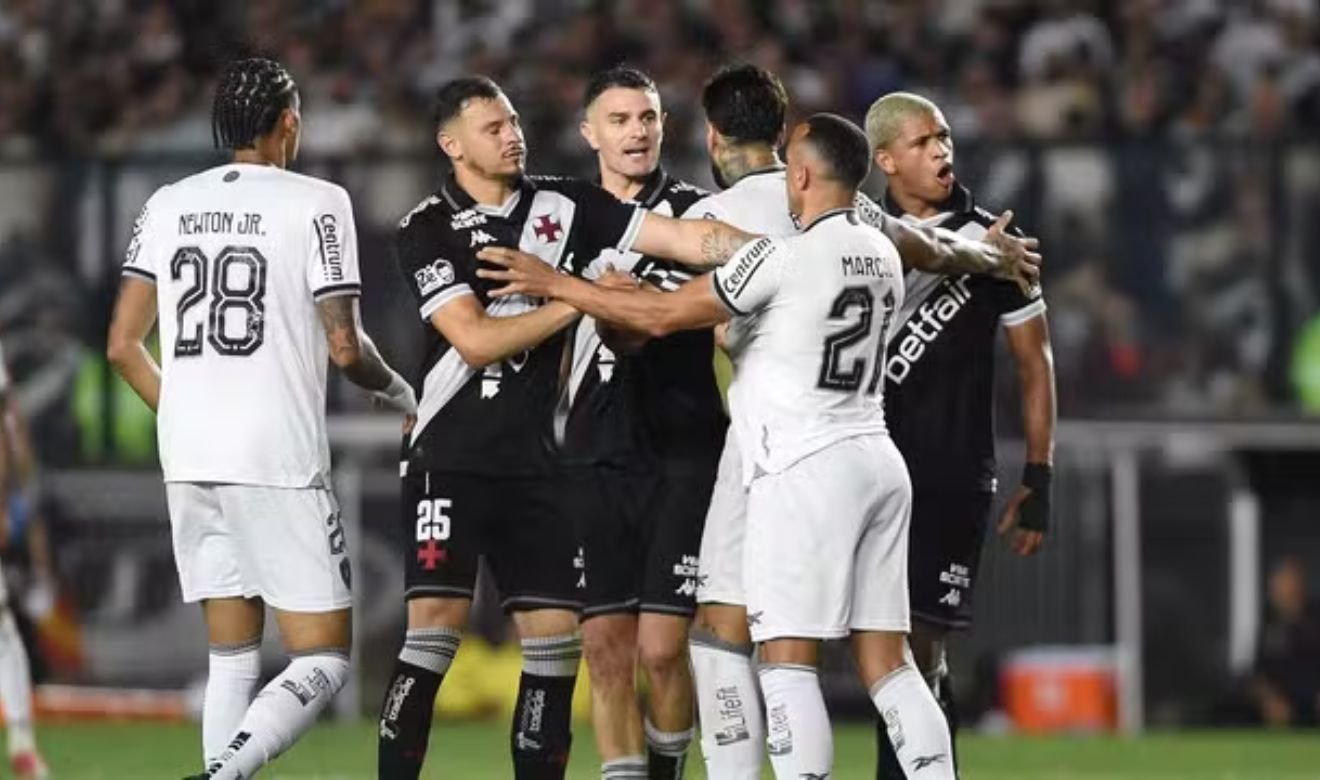 Vasco e Botafogo empatam em São Januário na ida das quartas da Copa do Brasil